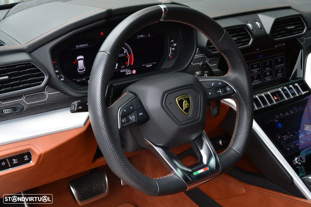 Lamborghini Urus 4.0 V8 - 22