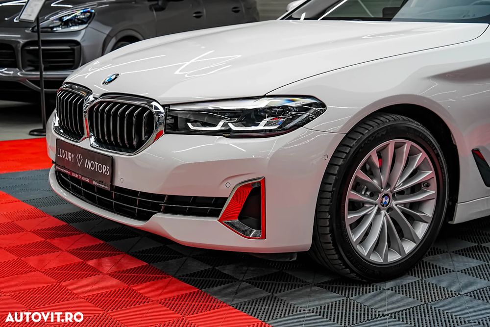 BMW Seria 5 520d Efficient Dynamics Edition Aut. Sport Line - 17