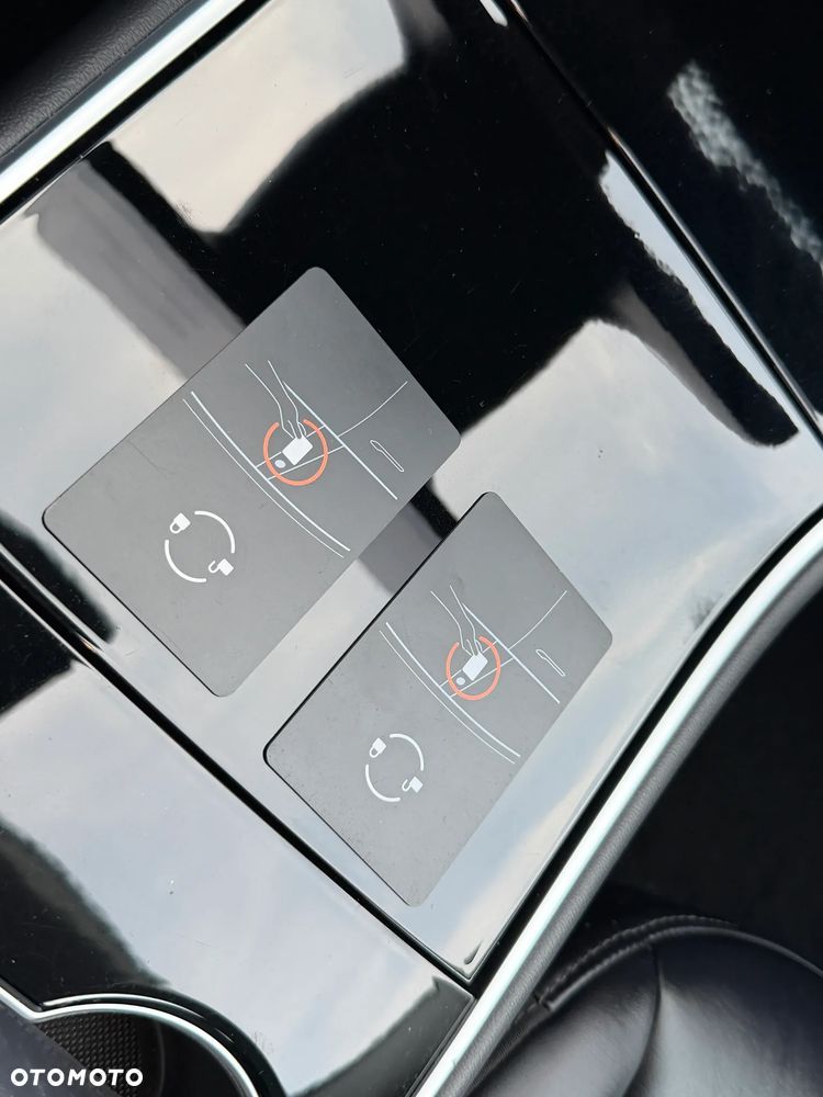 Tesla Model 3 Allradantrieb Dual Motor - 30