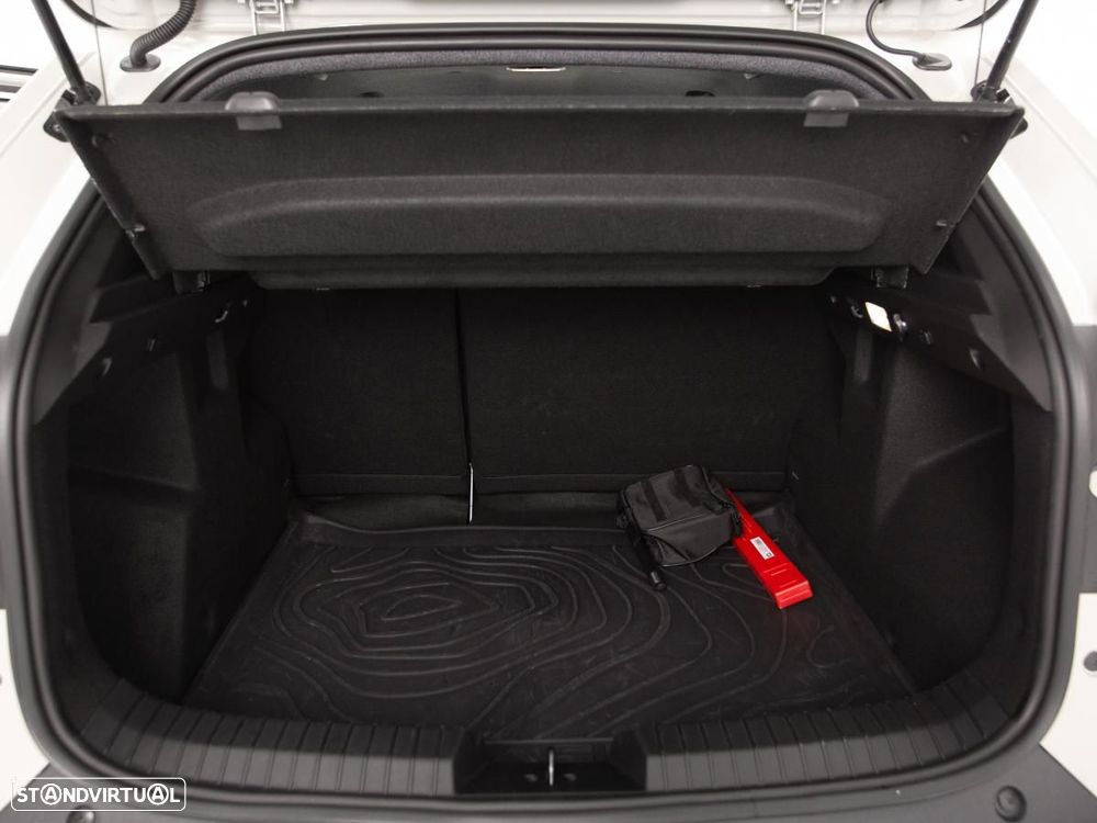 Dacia Duster 1.6 Hybrid Extreme - 13