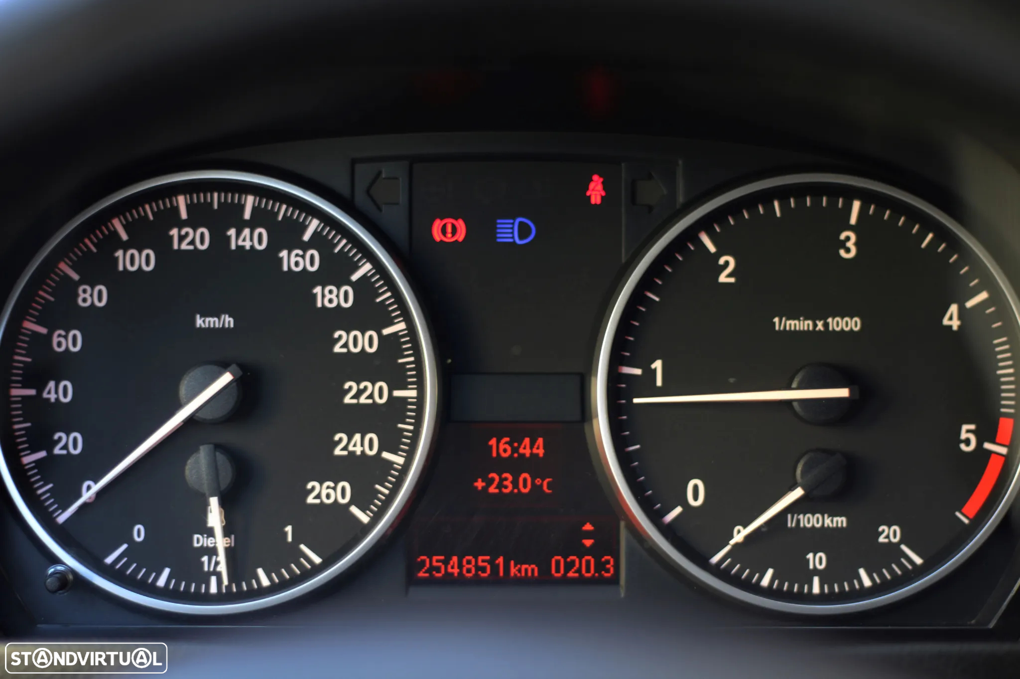 BMW 320 d xDrive - 32