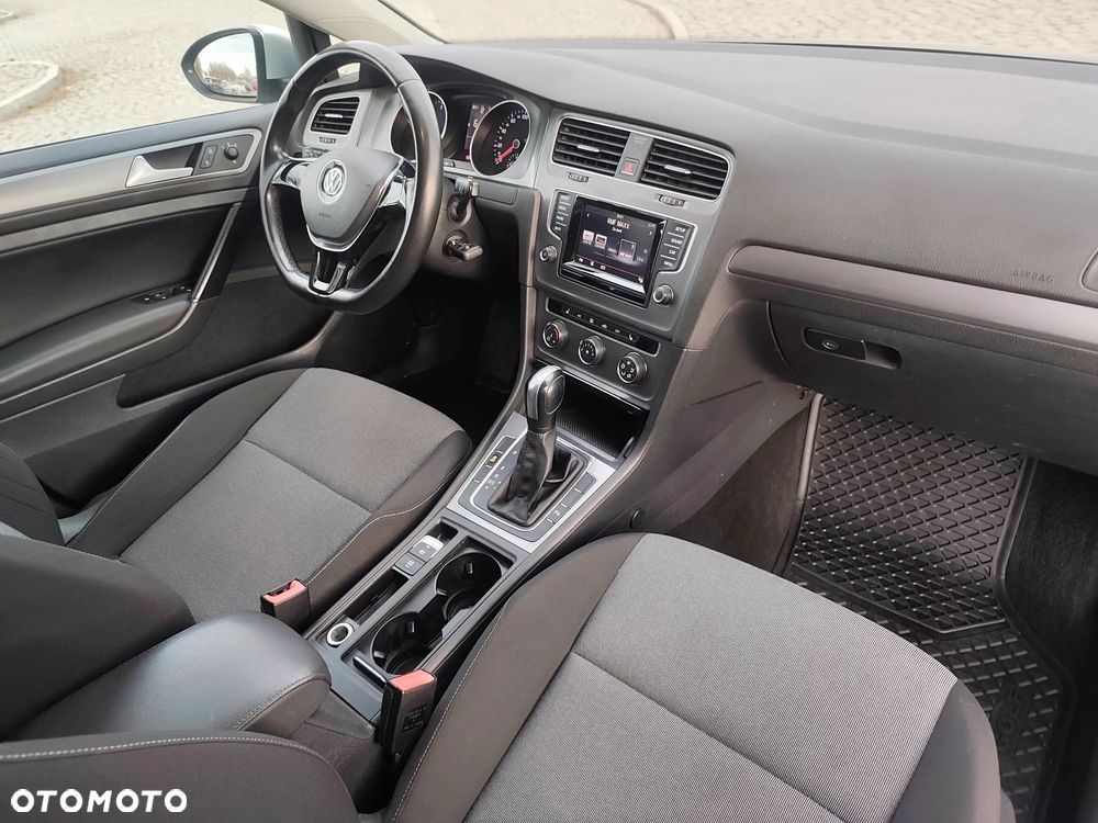 Volkswagen Golf 1.6 BlueTDI DSG Comfortline - 7