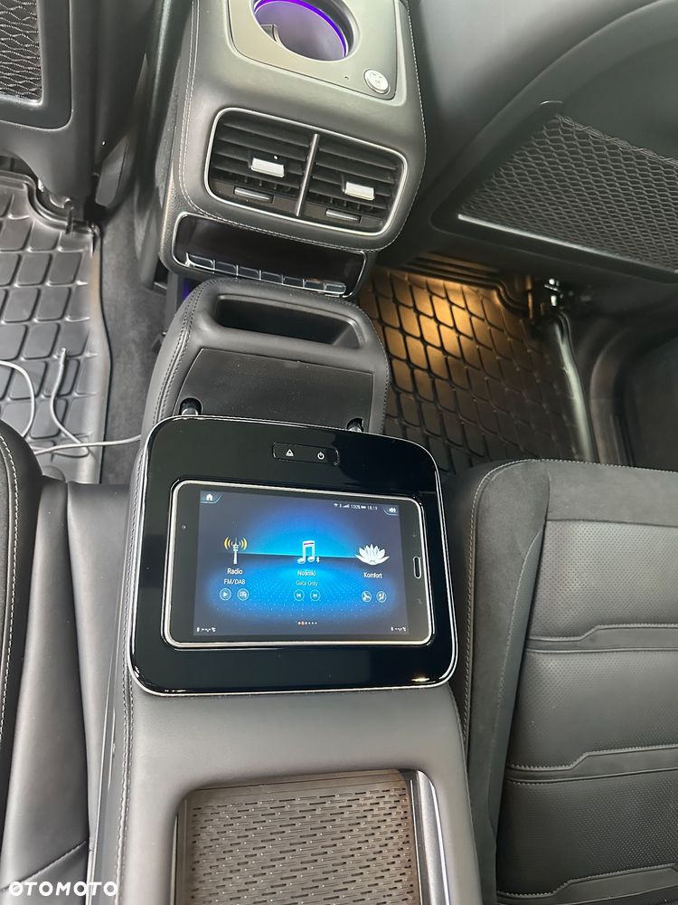Mercedes-Benz GLS - 7