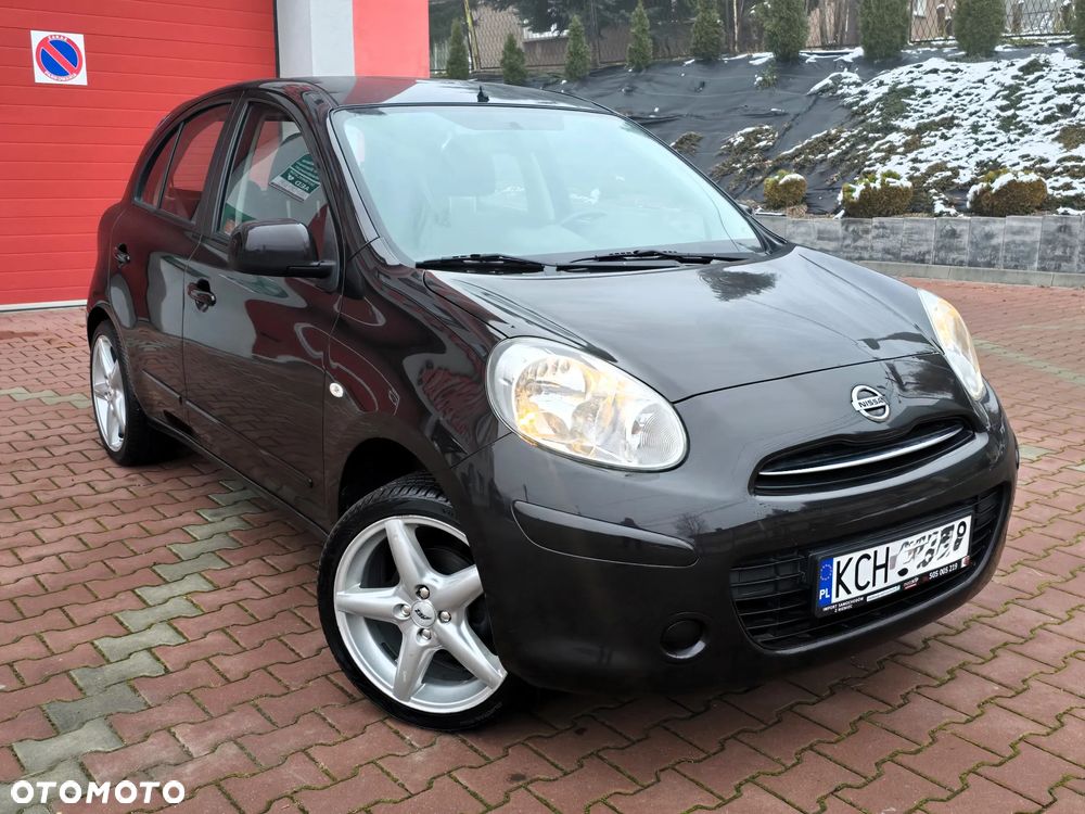Nissan Micra 1.2 Bild der Frau - 11