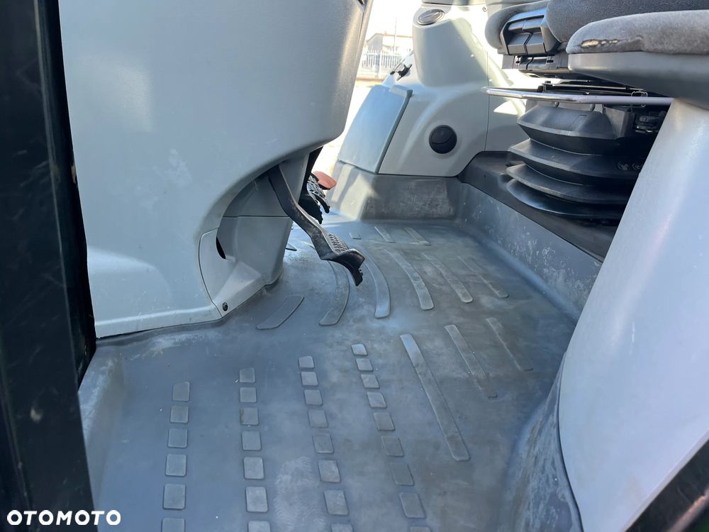 Claas Arion 430 - 22