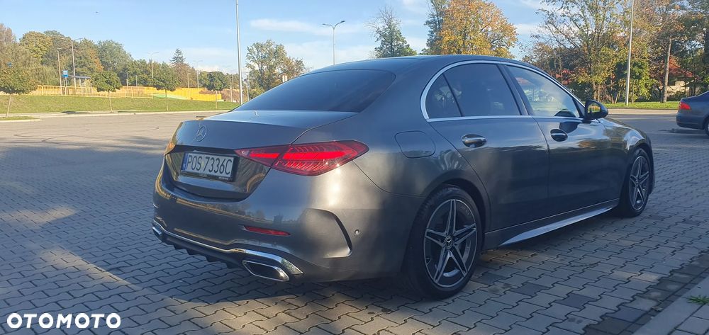 Mercedes-Benz Klasa C 220 d mHEV AMG - 3