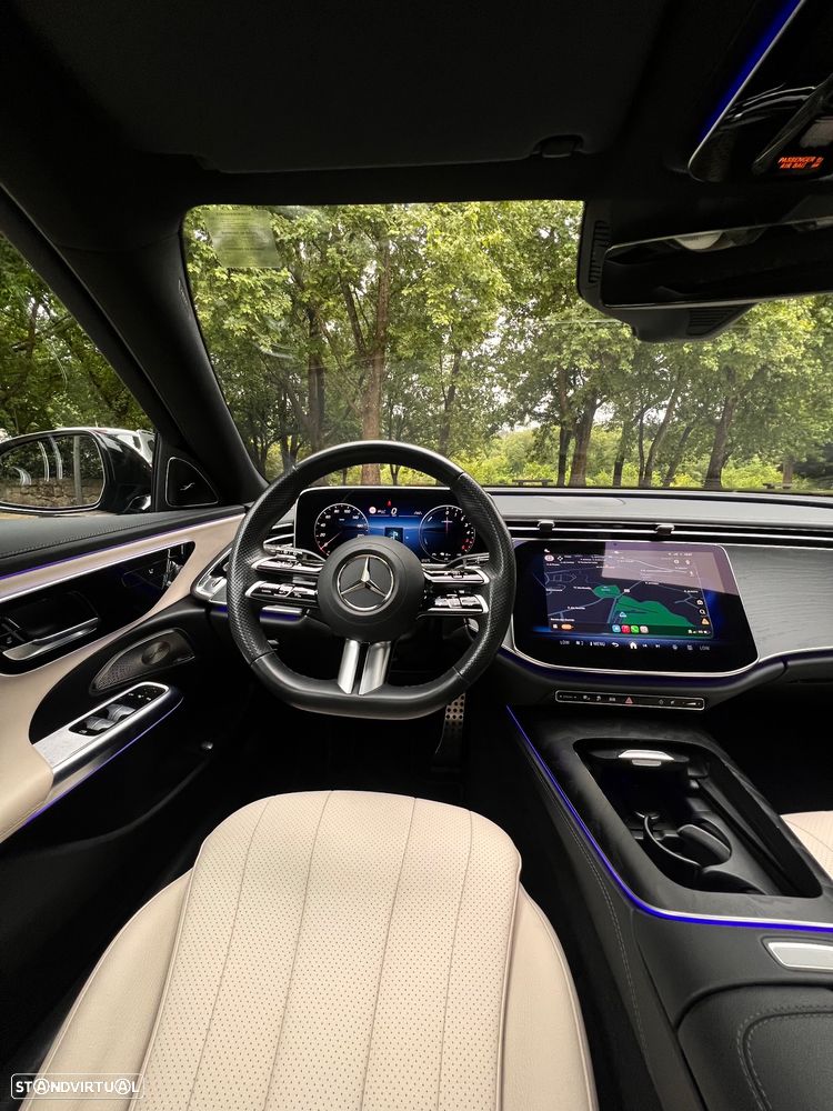 Mercedes-Benz E 300 de 4Matic 9G-TRONIC AMG Line - 17