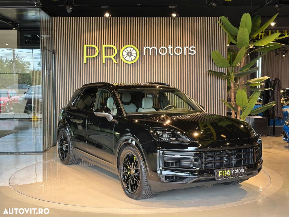 Porsche Cayenne - 1