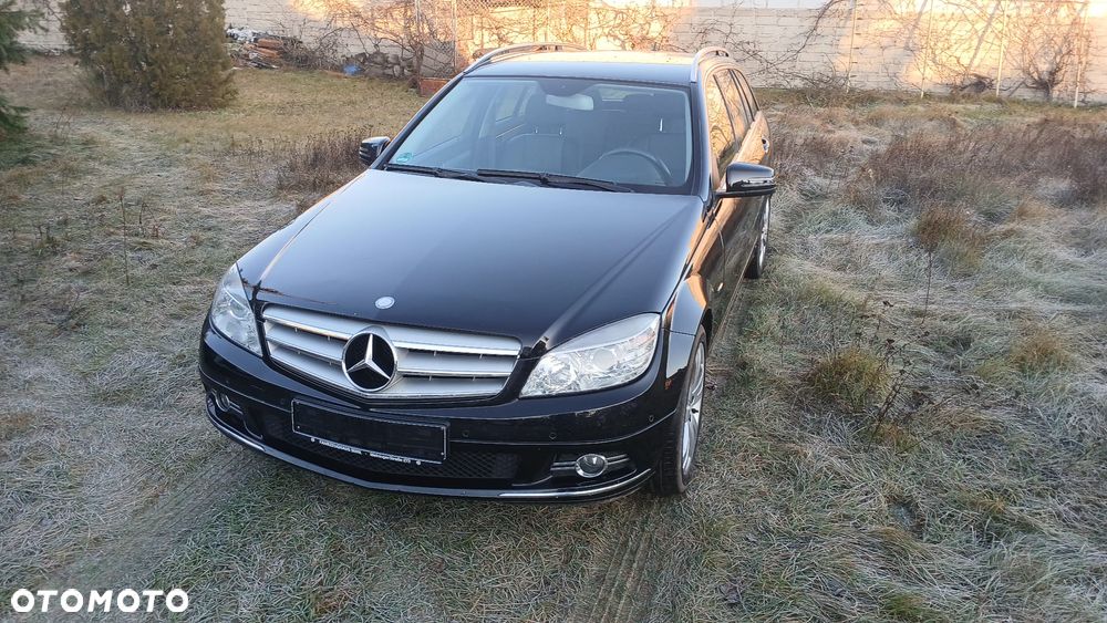 Mercedes-Benz Klasa C 220 CDI DPF BlueEFFICIENCY Avantgarde Edition - 2