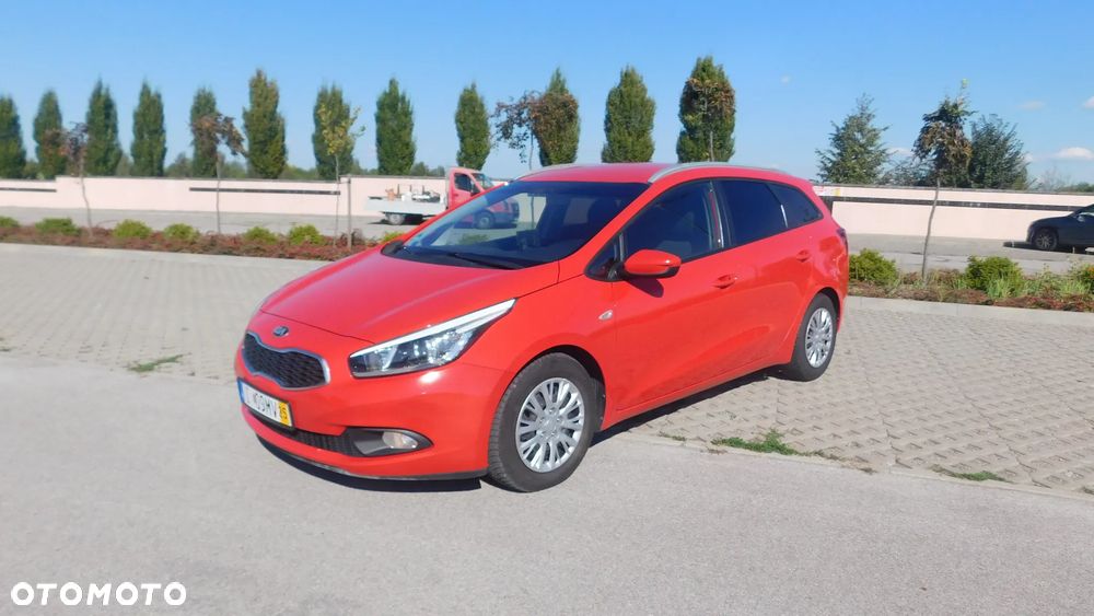 Kia Ceed - 1