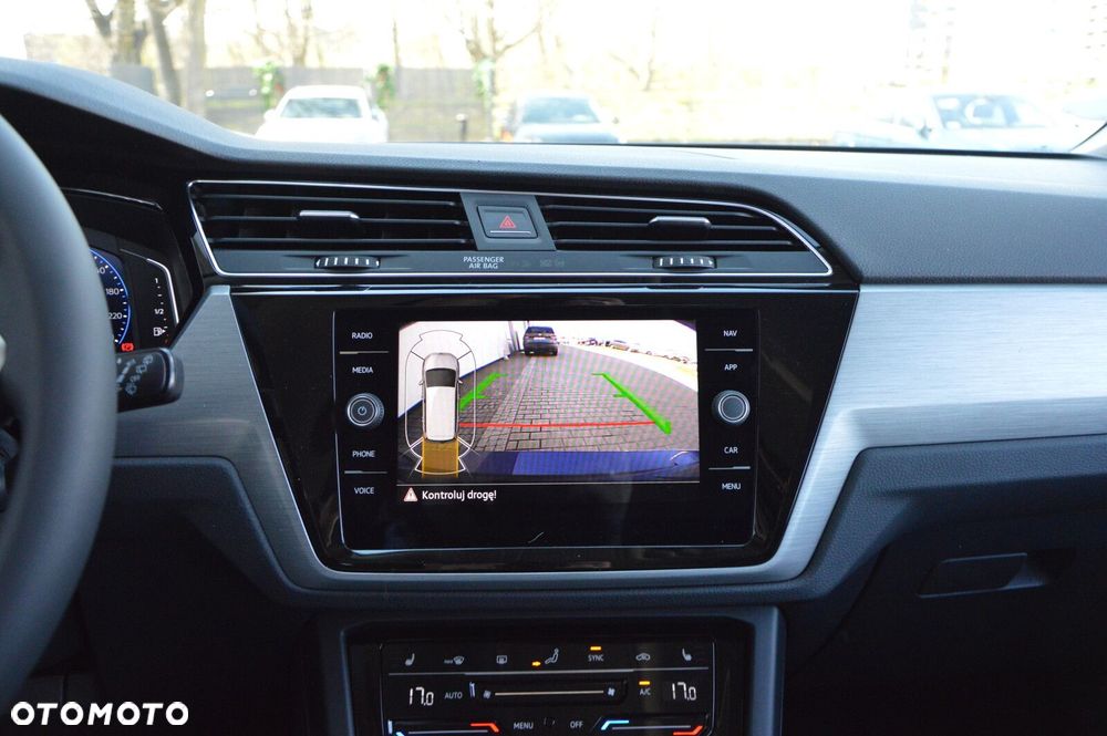 Volkswagen Touran 1.5 TSI EVO Comfortline Plus DSG - 22