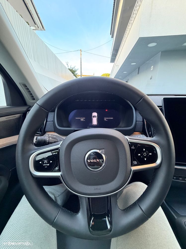 Volvo XC 90 2.0 T8 PHEV Plus Dark AWD - 19