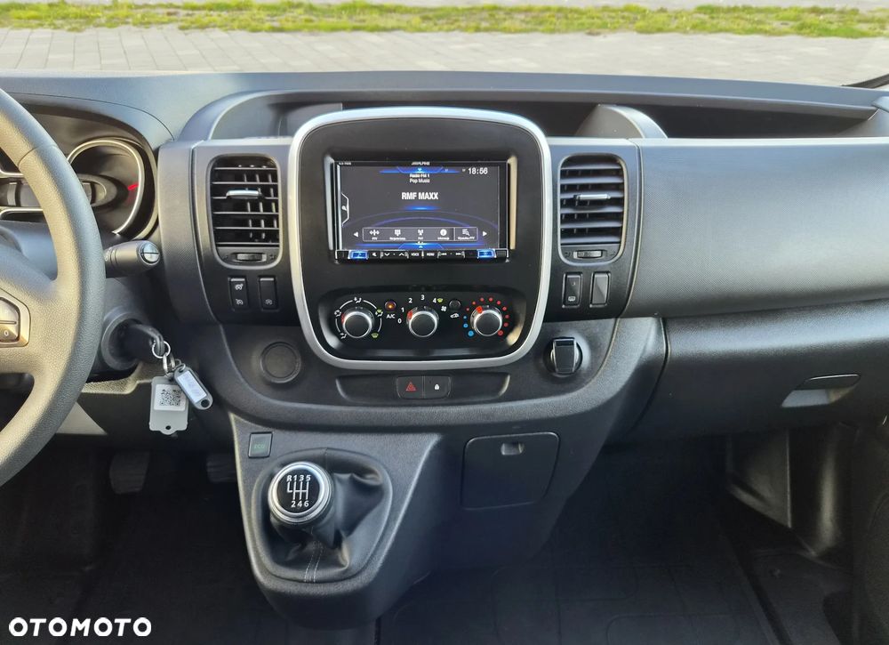 Renault Trafic ZABUDOWA KLIMA KAMERA NAWI FV23% - 24