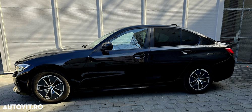 BMW Seria 3 320i Aut. Advantage - 5