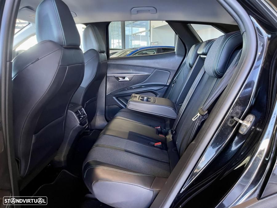Peugeot 3008 1.2 PureTech Allure - 24