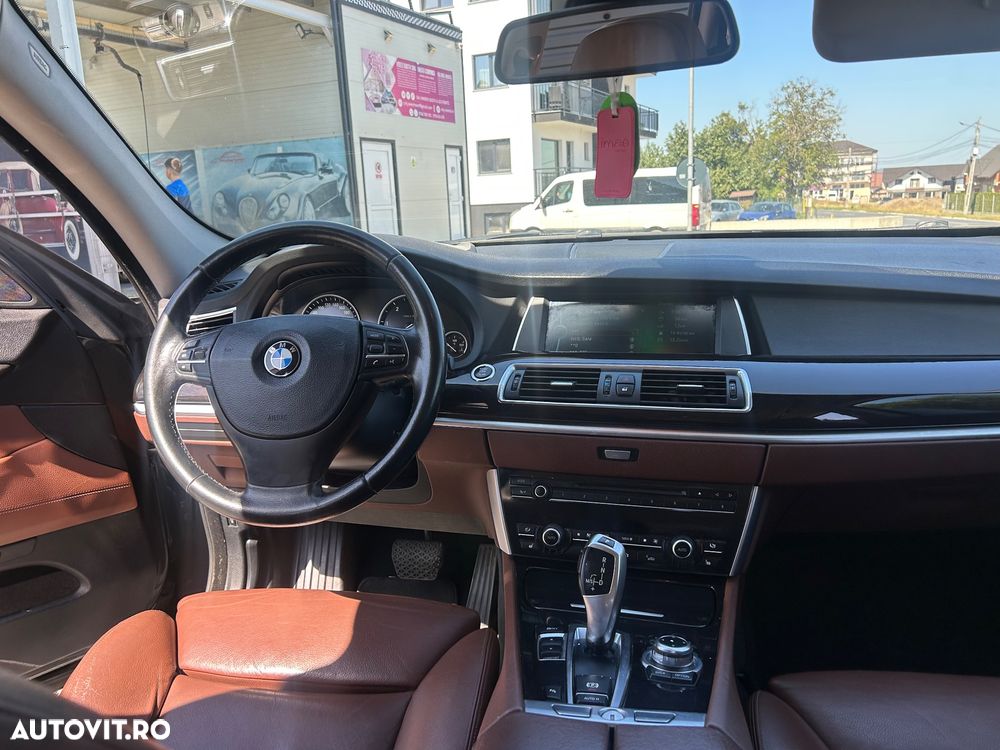 BMW Seria 5 530d xDrive Aut. GT - 13