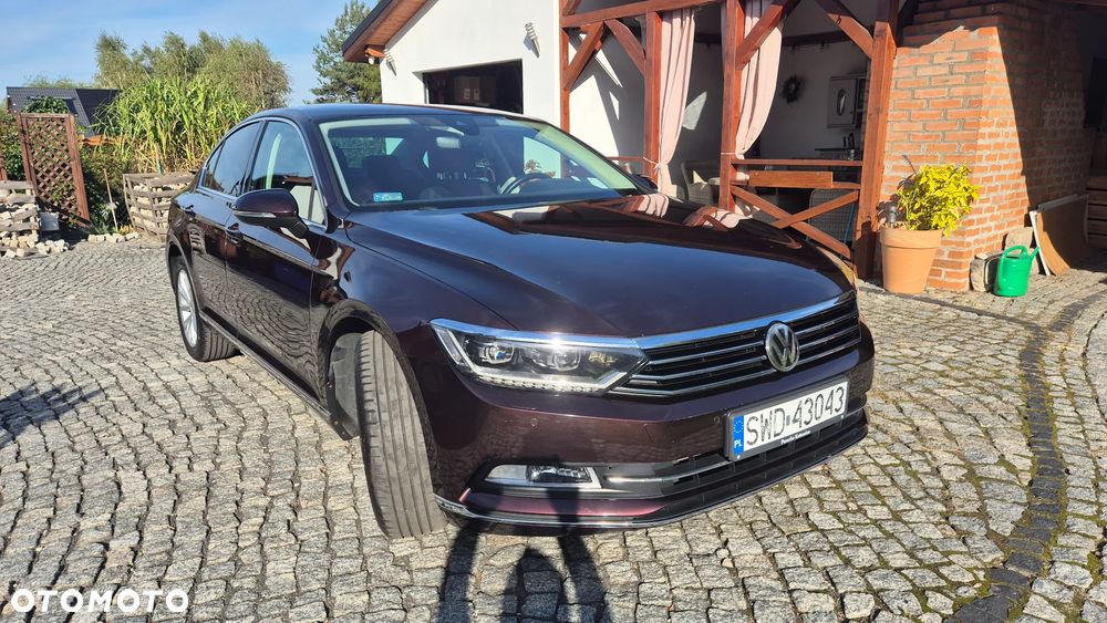 Volkswagen Passat 1.8 TSI BMT Highline - 2