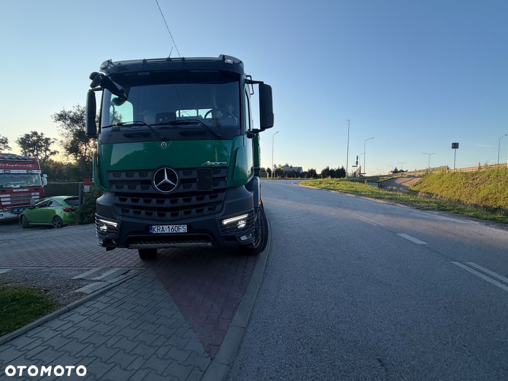 Mercedes-Benz Arocs 3245 - 3