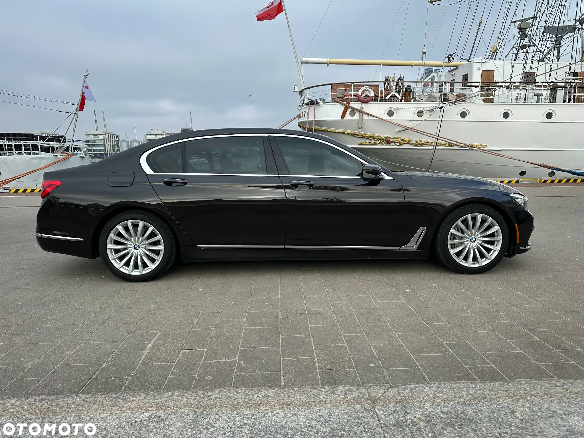 BMW Seria 7 740Li - 2