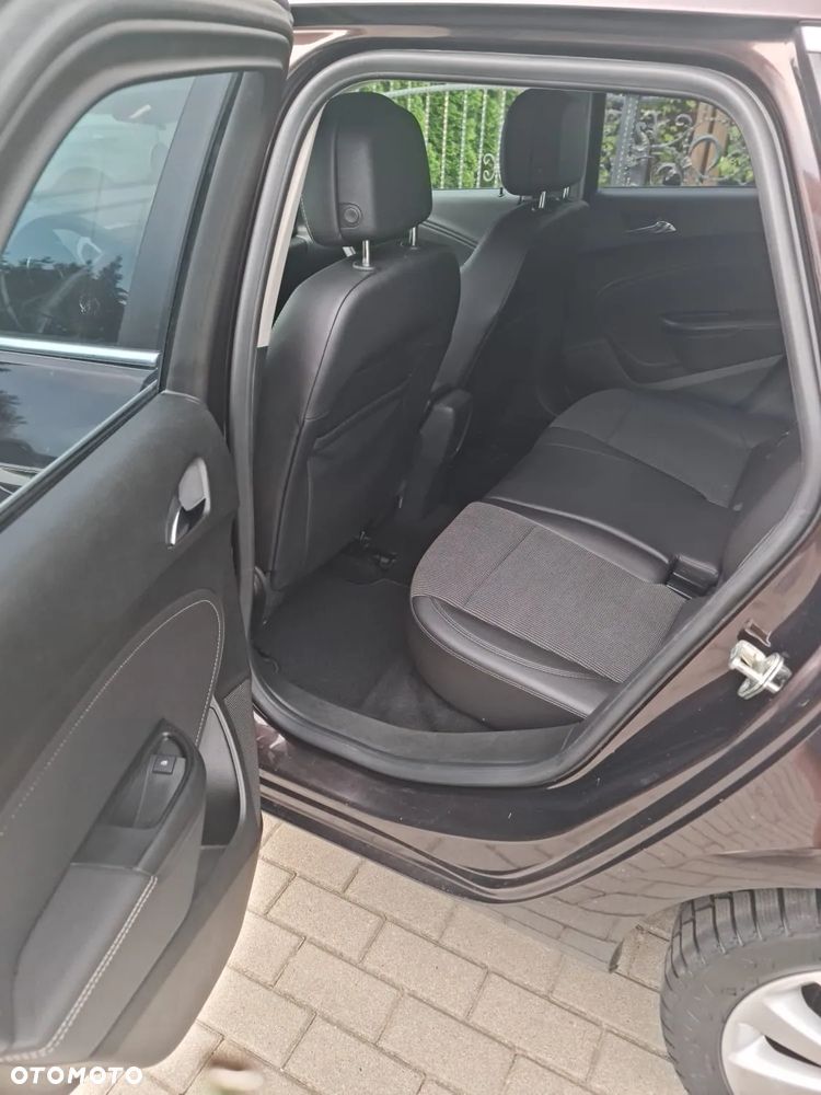 Opel Astra IV 1.4 T Sport - 13