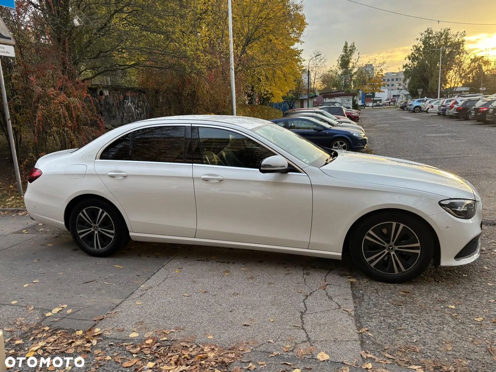 Mercedes-Benz Klasa E 220 d Avantgarde - 4