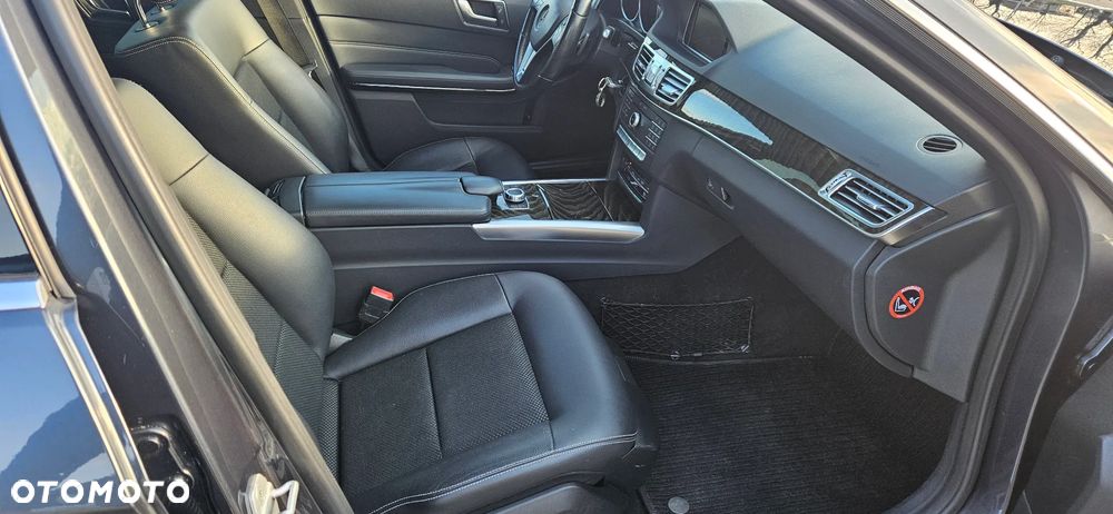 Mercedes-Benz Klasa E 250 BlueTEC 4Matic 7G-TRONIC Avantgarde - 17