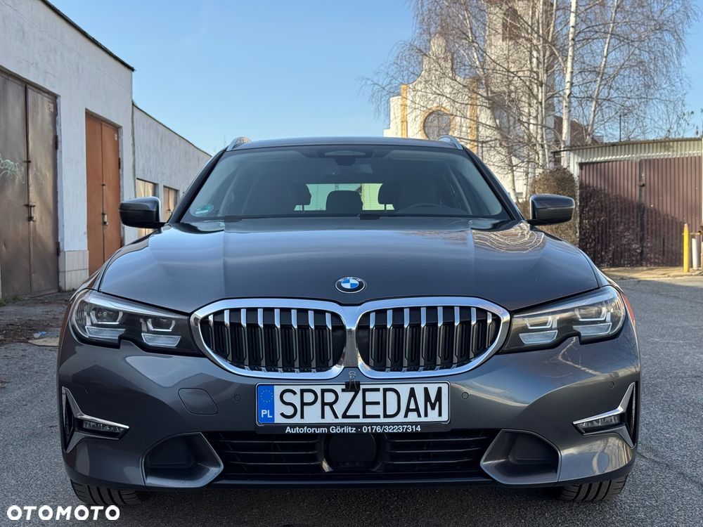 BMW Seria 3 320d Luxury Line - 12