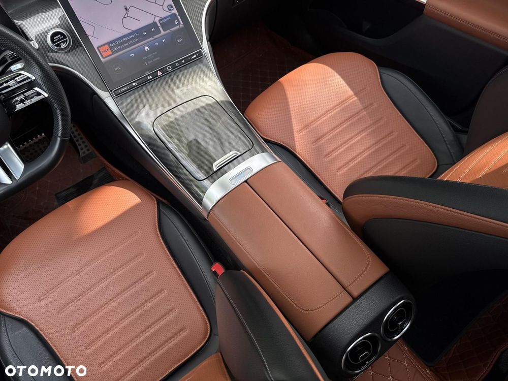 Mercedes-Benz GLC - 14