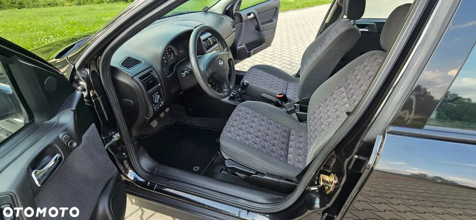 Opel Astra 1.6 Max - 25