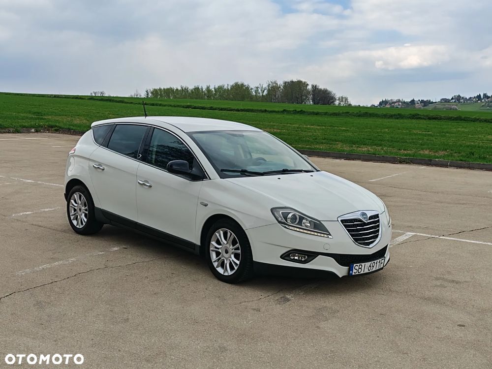 Lancia Delta 1.4 T-Jet 16v Oro - 35