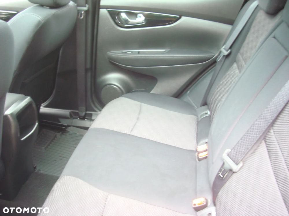 Nissan Qashqai 1.6 DCi Xtronic TEKNA - 12