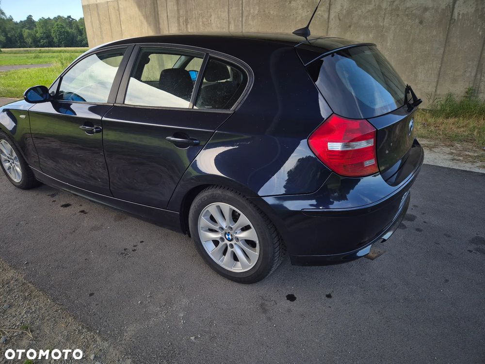 BMW Seria 1 118d DPF - 14