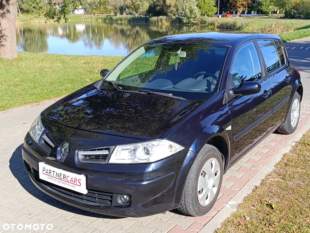 Renault Megane 1.6 Avantage - 1