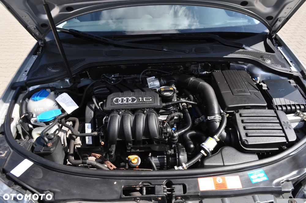 Audi A3 1.6 Limited Edition - 15