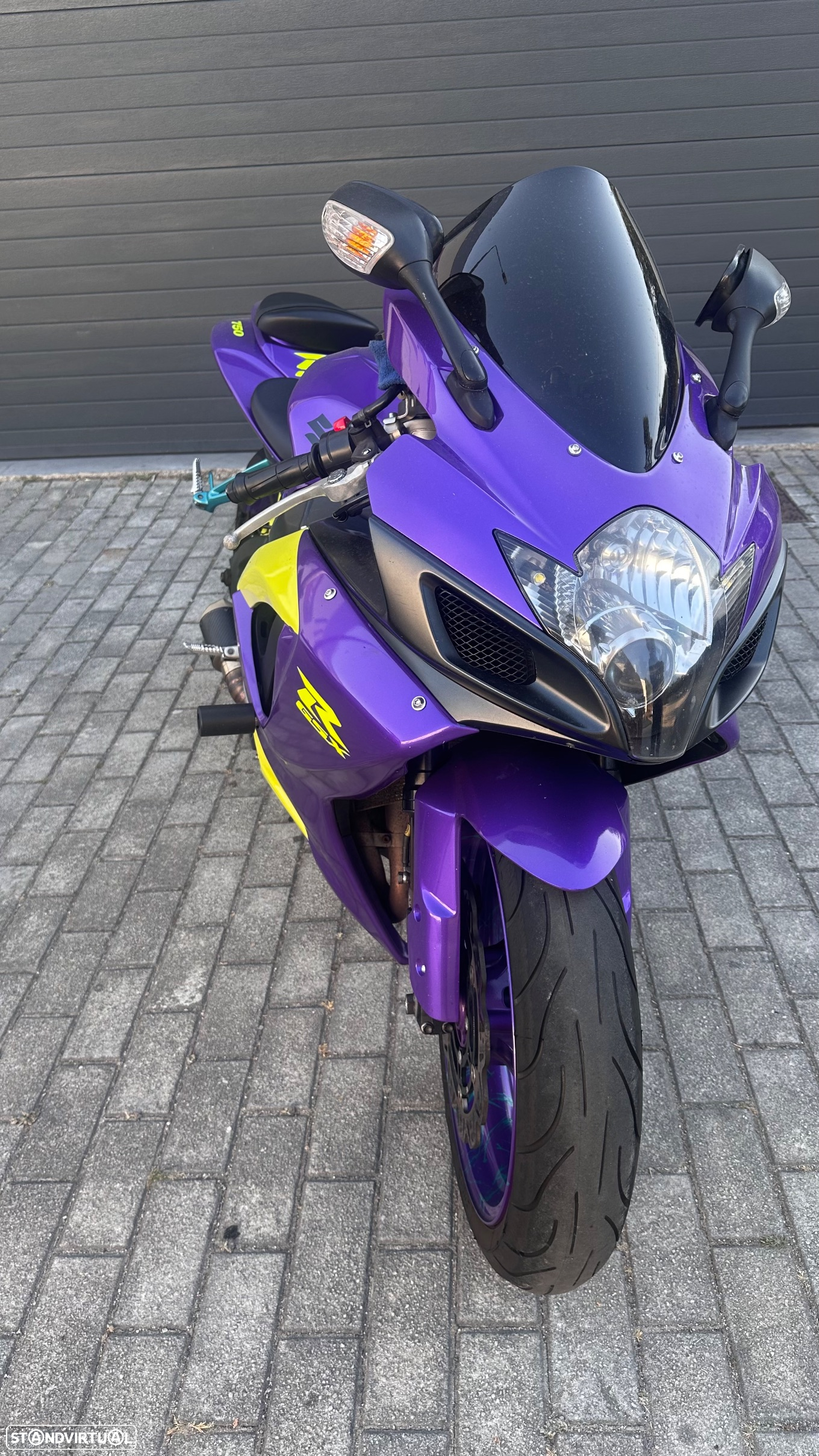 Suzuki GSX-R - 2