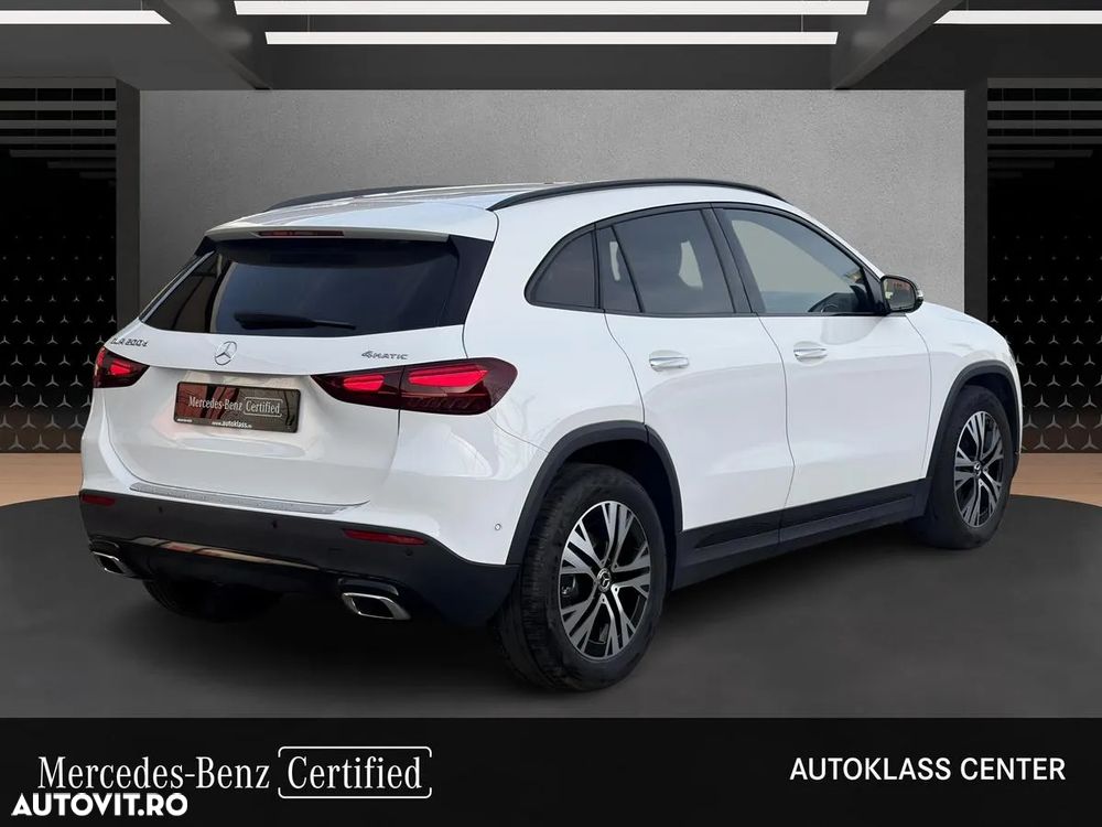 Mercedes-Benz GLA 200 d 4MATIC Aut. - 7