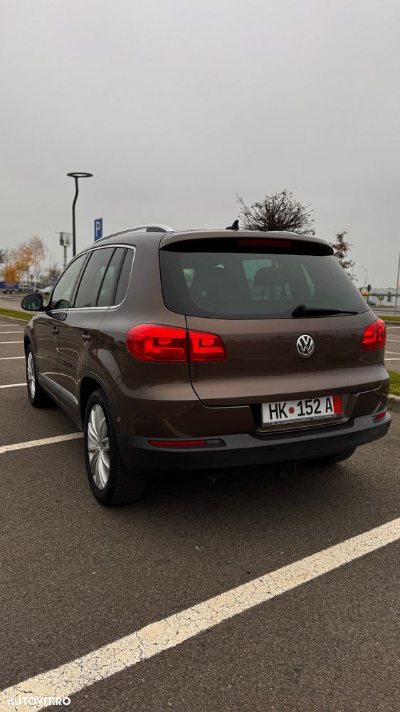 Volkswagen Tiguan 2.0 TDI DPF 4Motion BlueMotion Technology DSG Exclusive - 7