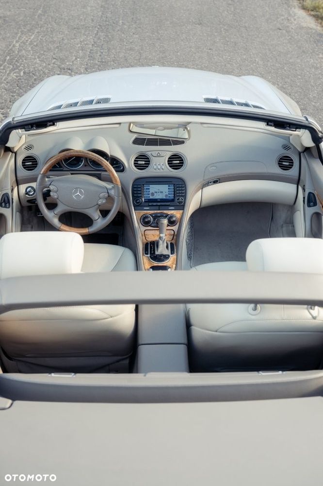 Mercedes-Benz SL 500 - 24