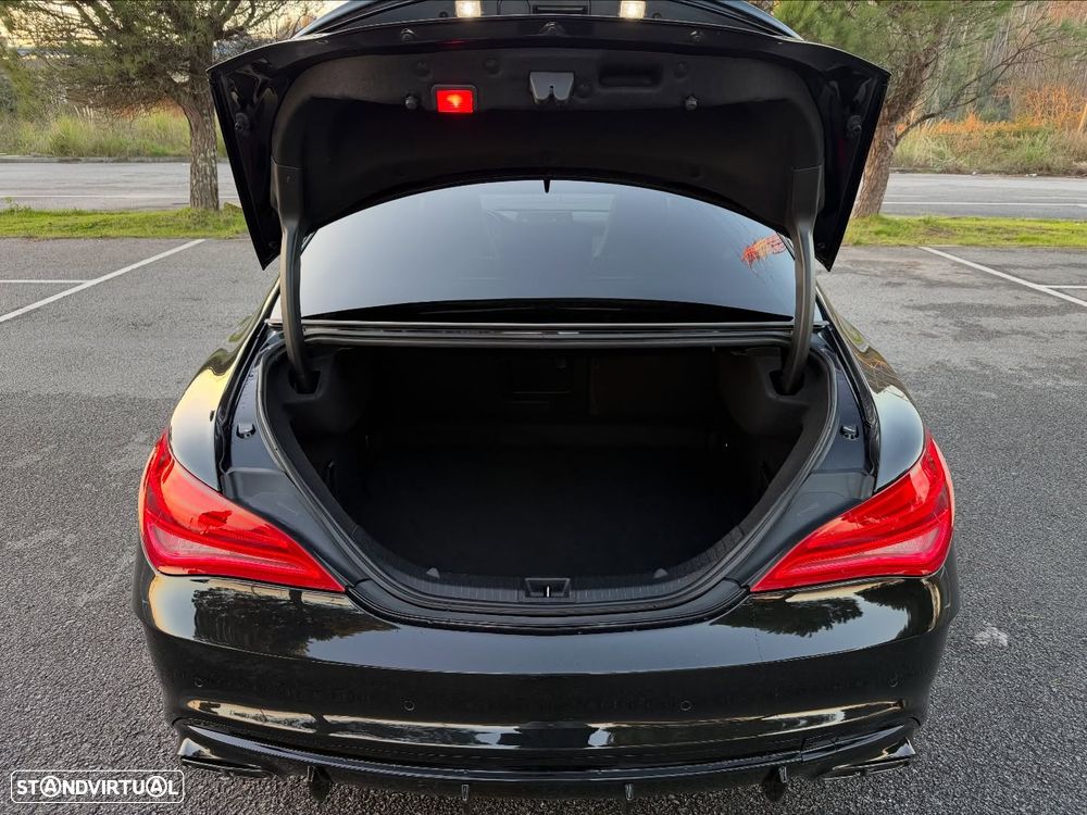 Mercedes-Benz CLA 220 CDI 7G-DCT AMG Line - 19