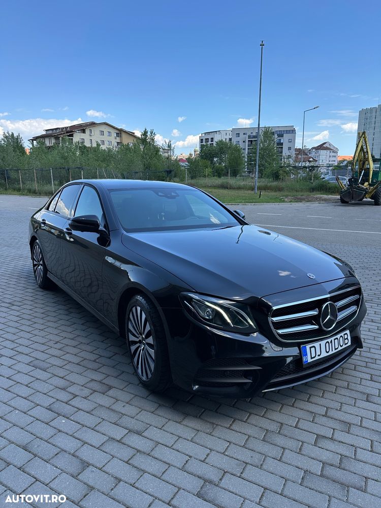 Mercedes-Benz E 200 4MATIC Aut. - 6