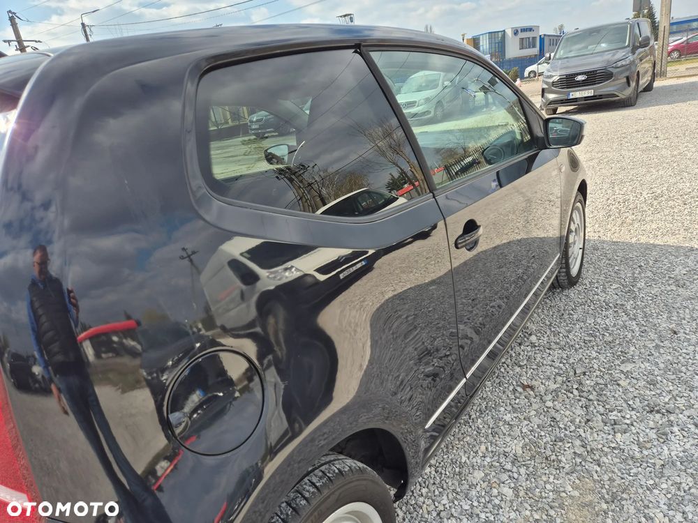 Volkswagen up! 1.0 street - 22