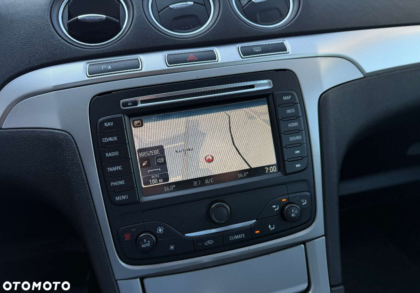 Ford S-Max - 27