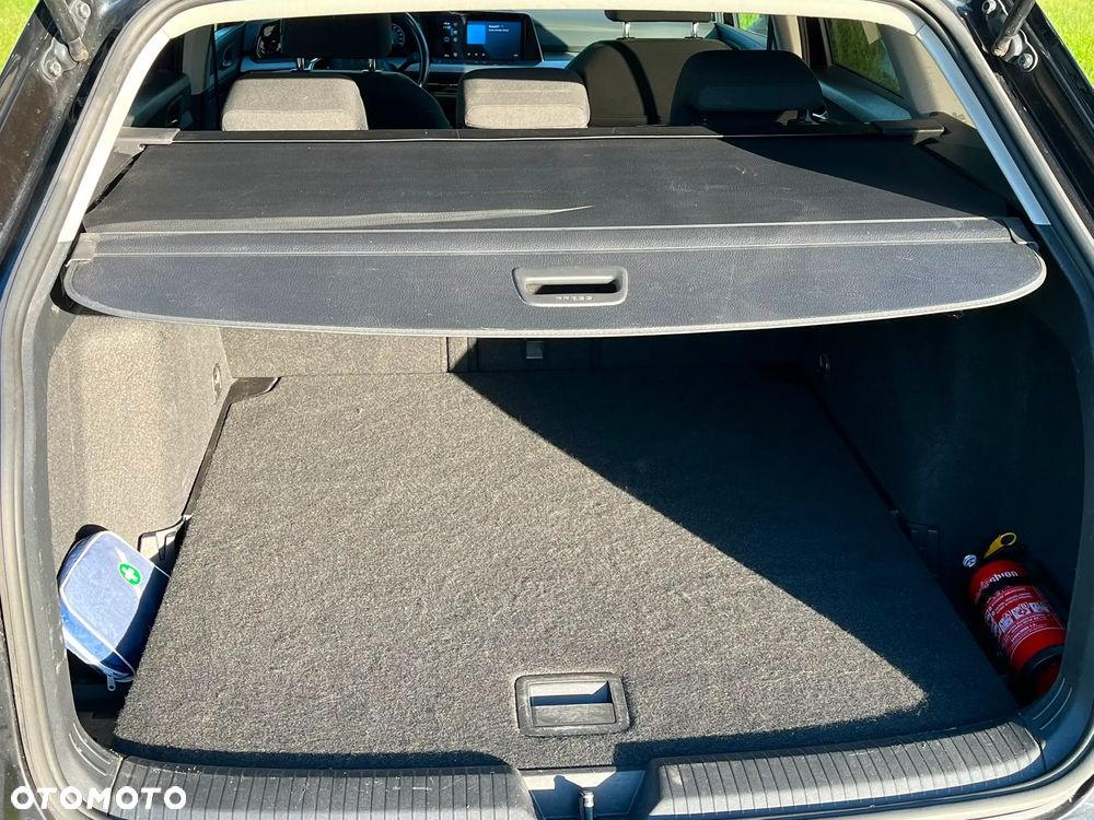 Volkswagen Golf 1.5 eTSI Life DSG - 18