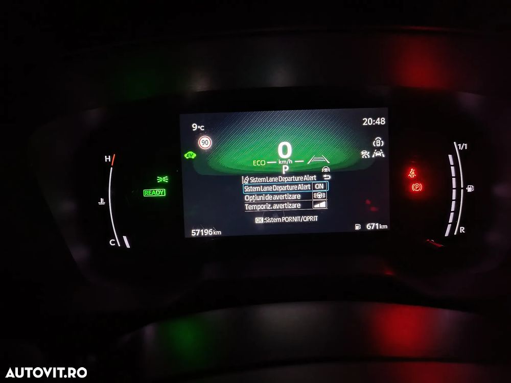 Toyota Corolla 1.8 HSD Eco - 8