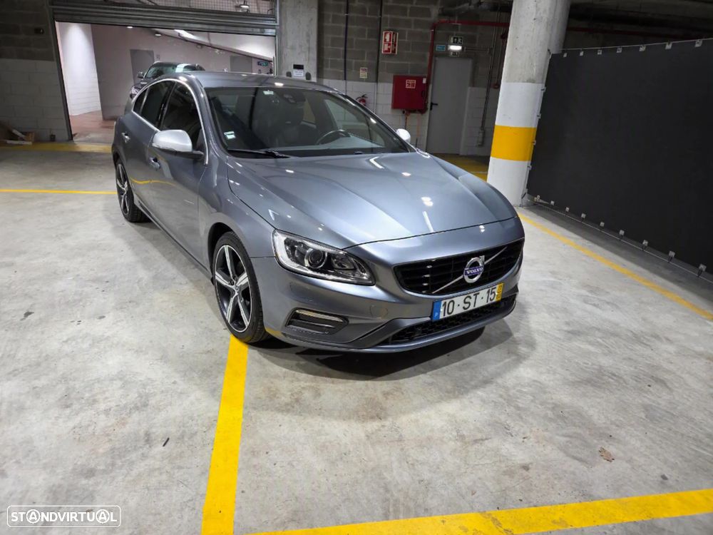 Volvo S60 2.0 D4 R-Design Momentum Geartronic - 2