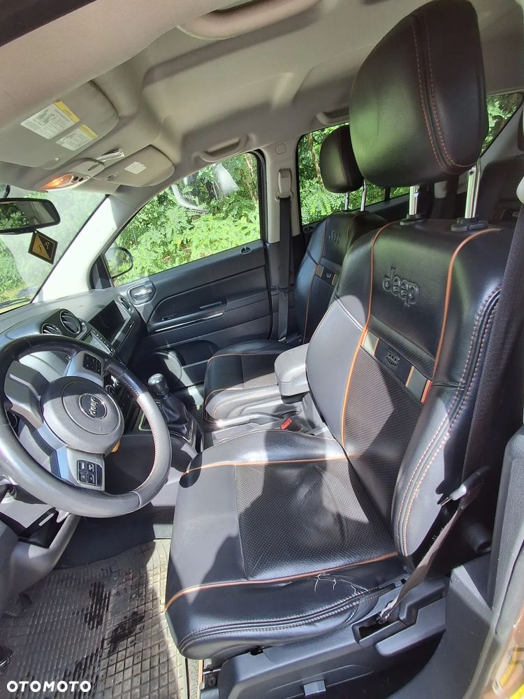 Jeep Compass - 23