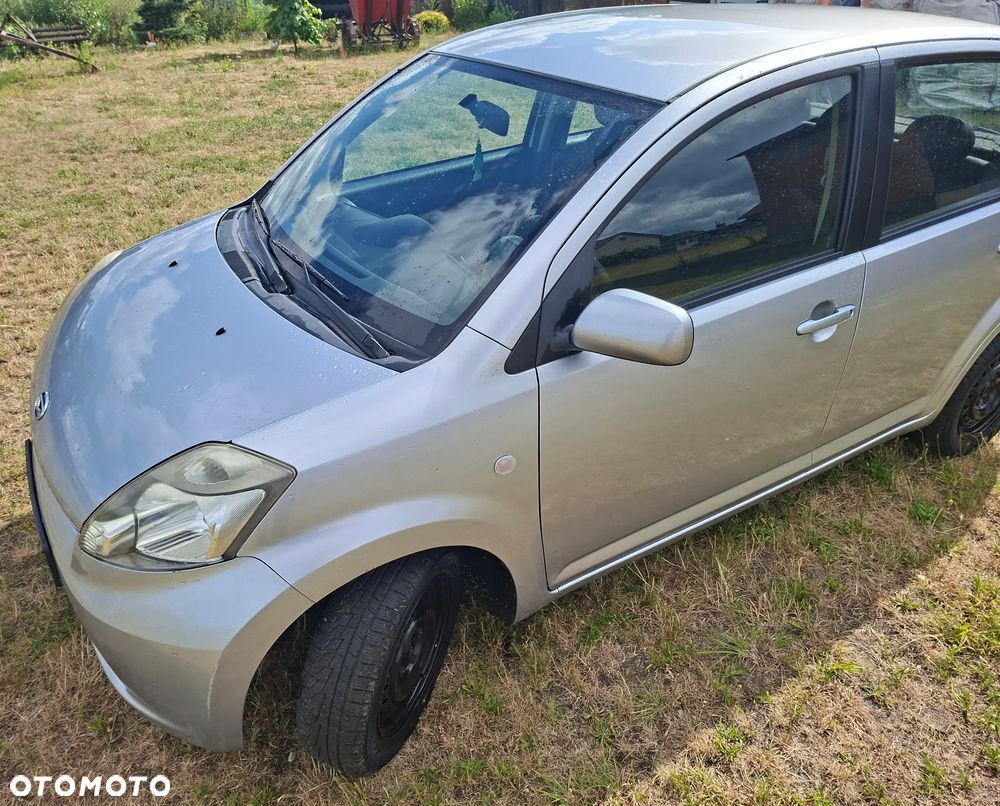 Daihatsu Sirion 1.0 - 2