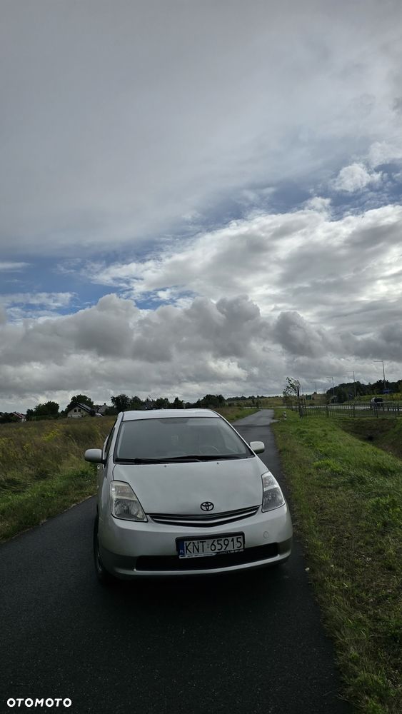 Toyota Prius 1.5 VVT-i Sol (nav) - 2