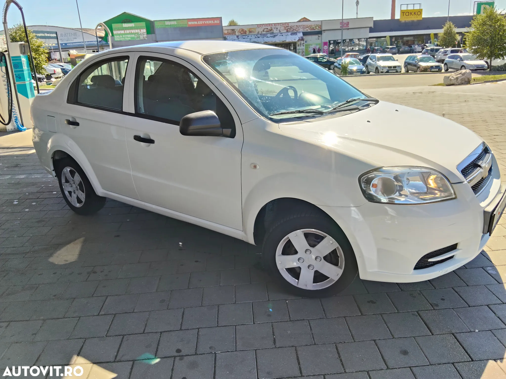 Chevrolet Aveo - 3
