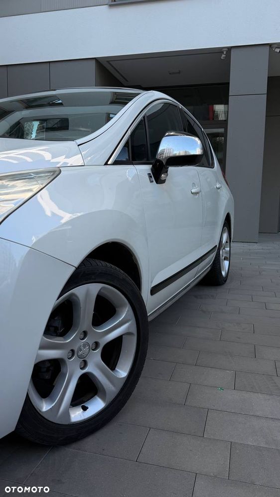 Peugeot 3008 2.0 HDi HYbrid4 - 21